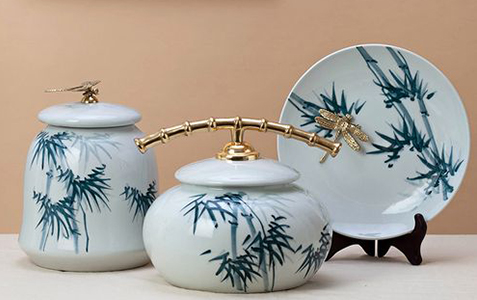1692495664149583.jpg 精致的装饰品.jpg